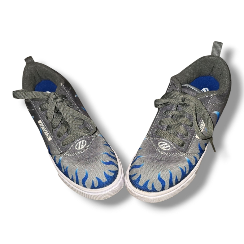 HEELYS Pro 20 Prints Gray Blue Flames. Size 3 Youth. Like New